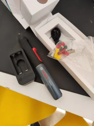 Pistola Silicona Bosch Gluey