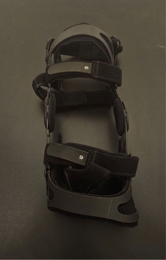 Ginocchiera ortopedica Breg Fusion