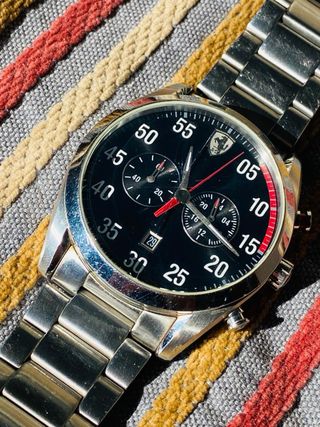 Reloj Ferrari Cronógrafo Negro y Plateado Marca: