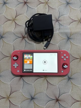 Nintendo Switch Lite Rosa + Caricabatterie