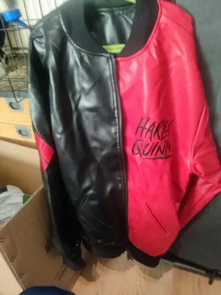 Chaqueta Harley Quinn Roja