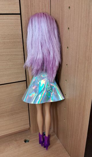 Barbie rocker con vestiti