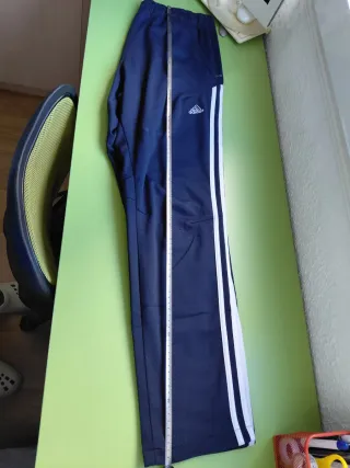 Pantalón Adidas