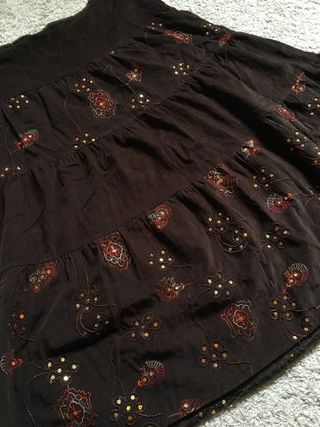 Falda 46 midi marrón pana lentejuelas