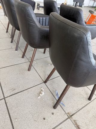 18 Butacas Polipiel Carl's Jr. Patas Madera