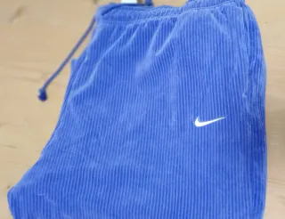 Chandal NIKE, talla 3XL , violeta