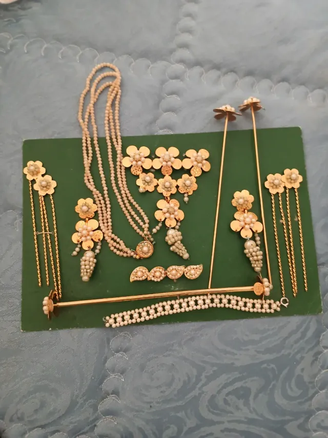 Traje de Fallera Beige y Rosa