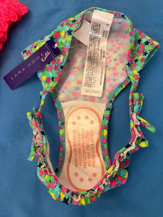 Bikini per bambina Zara e Calzedonia a stelle 3-4 anni