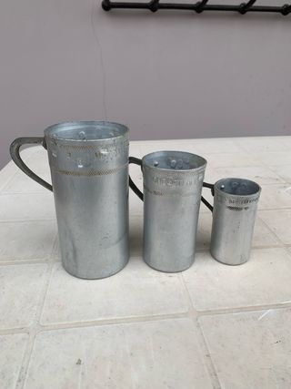 Set 3 Misurini Alluminio Vintage prezzo per uno