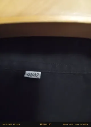 Camisa de vestir negra para caballero