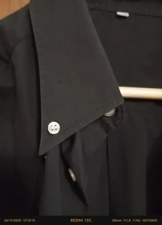 Camisa de vestir negra para caballero