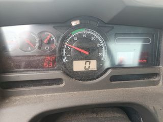 Renault Keras 410 con grúa y volquete