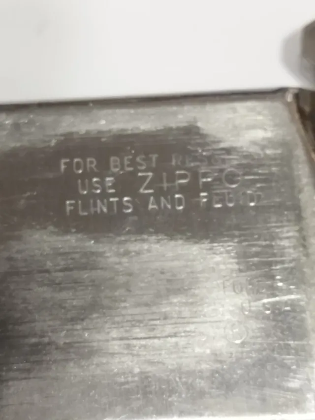 Mecheros Zippo de mesa