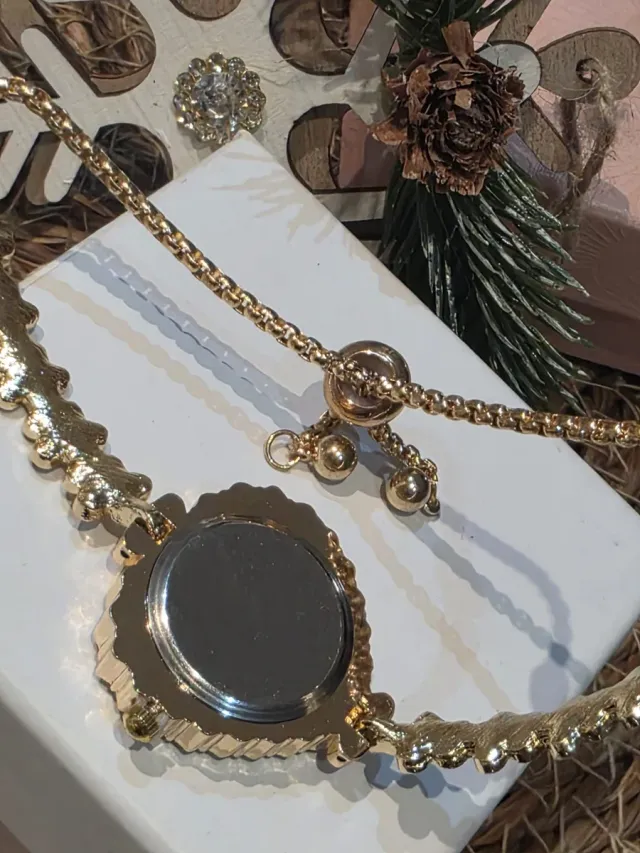 Relógio de Pulso Coração Dourado