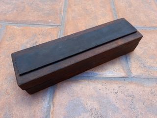 Piedra afilar antigua dos granos  gran tamaño