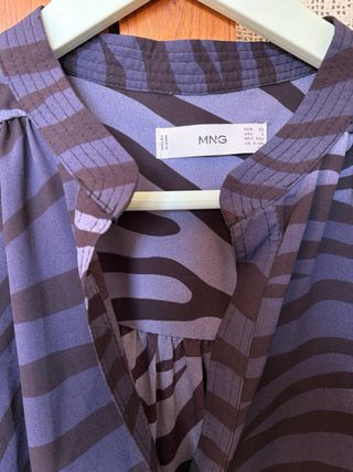 Vestido estampado Mango azul y negro