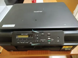 Impresora Escáner Brother DCP-J132W Negra