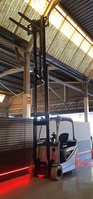CARRETILLA ELEVADORA OCASION 1800 KG