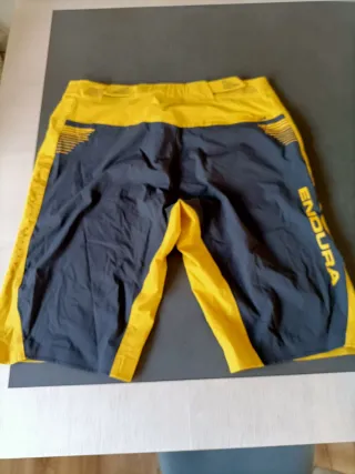 Calções BTT Endura Amarelos