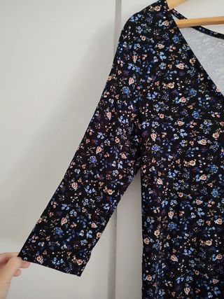 Vestido flores Pull&Bear Talla S