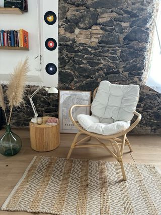 Sillón Ratán Makena SKLUM como nuevo