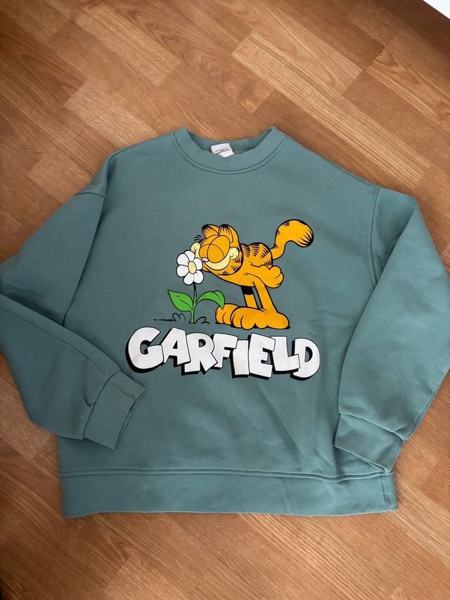 Sudadera Garfield con flor
