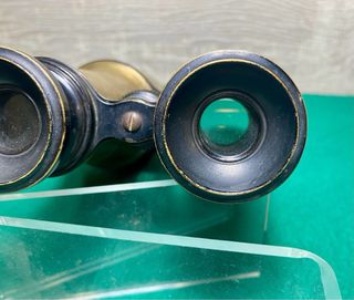 Prismáticos militares latón antiguos. Binoculares