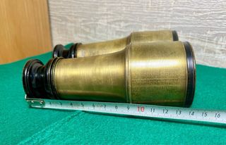 Prismáticos militares latón antiguos. Binoculares