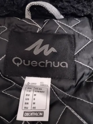 Cazadora deportiva mujer Marca Quechua color gris