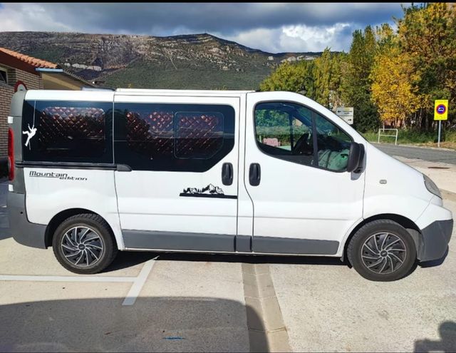 Renault Trafic Camper 2012