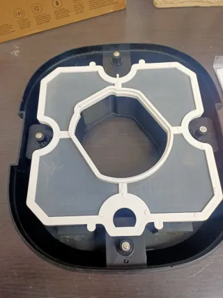 Robot CoasTeering Planet Pro per pulizia del fondo piscina