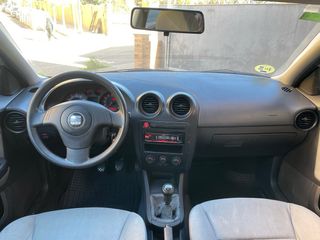 SEAT Ibiza 5P 2002 1.4i 100CV Gasolina!!!