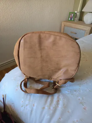 Mochila cuero camel trenzada