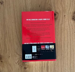 Reina Roja / Red Queen (LA TRILOGÍA REINA ROJA)...