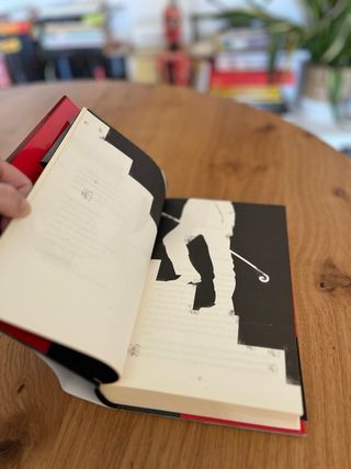 Reina Roja / Red Queen (LA TRILOGÍA REINA ROJA)...