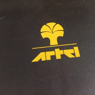 Cubertería Artel 12 comensales sin estrenar