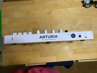 Controlador MIDI Arturia MiniLab 3
