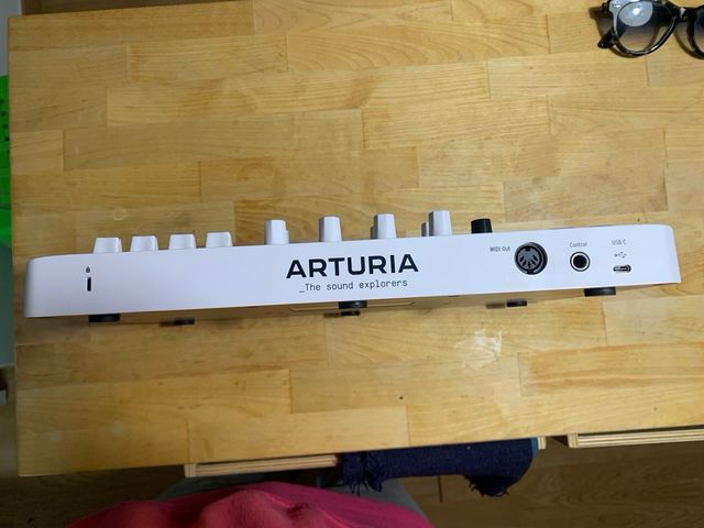 Controlador MIDI Arturia MiniLab 3