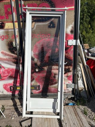 Puerta aluminio 80cm ancho x 2.20m alto