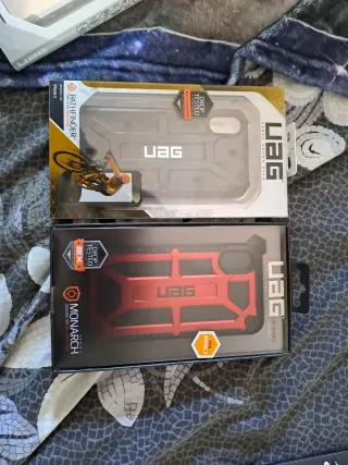Funda UAG Monarch iPhone X Roja
