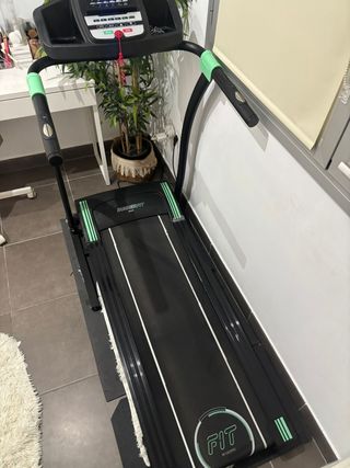 Cinta de Correr RunnerFit marca cecotec