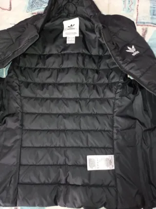 Chaleco Adidas Negro con Rayas Blancas