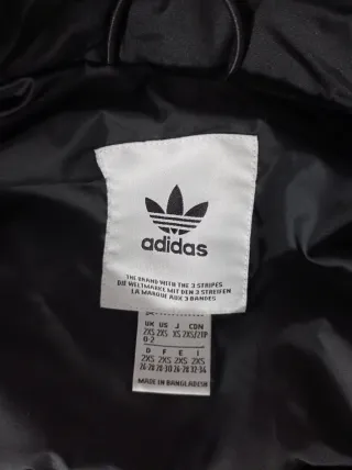 Chaleco Adidas Negro con Rayas Blancas