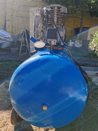 Compresor Aire EURE 200L 11 BAR