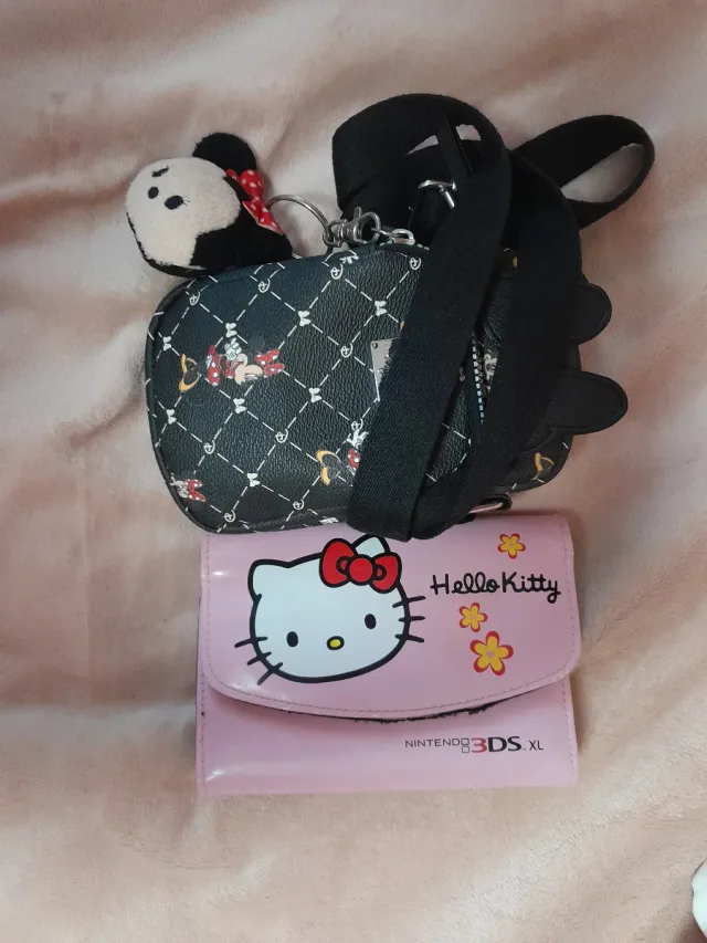 Bolsos 3DS Minnie Mouse y Hello Kitty