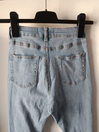 Pantalones pitillo chica azul talla M