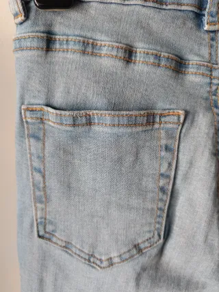 Pantalones pitillo chica azul talla M