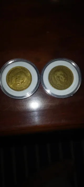 4 monedas de franco