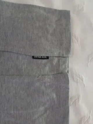 Camiseta UNFAIR Athletics Talla M Gris