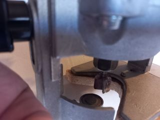 Fresadora manual eléctrica